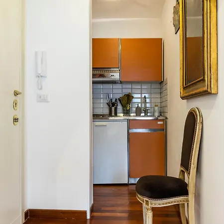 Fcr Loft Campo De' Fiori - Monserrato Apartment